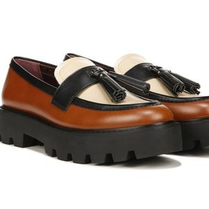 Sarto Balinna Tassel Loafer size 9.5 - Never worn
